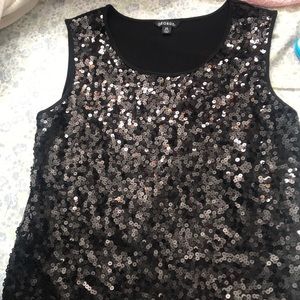 4 finger thick tank top